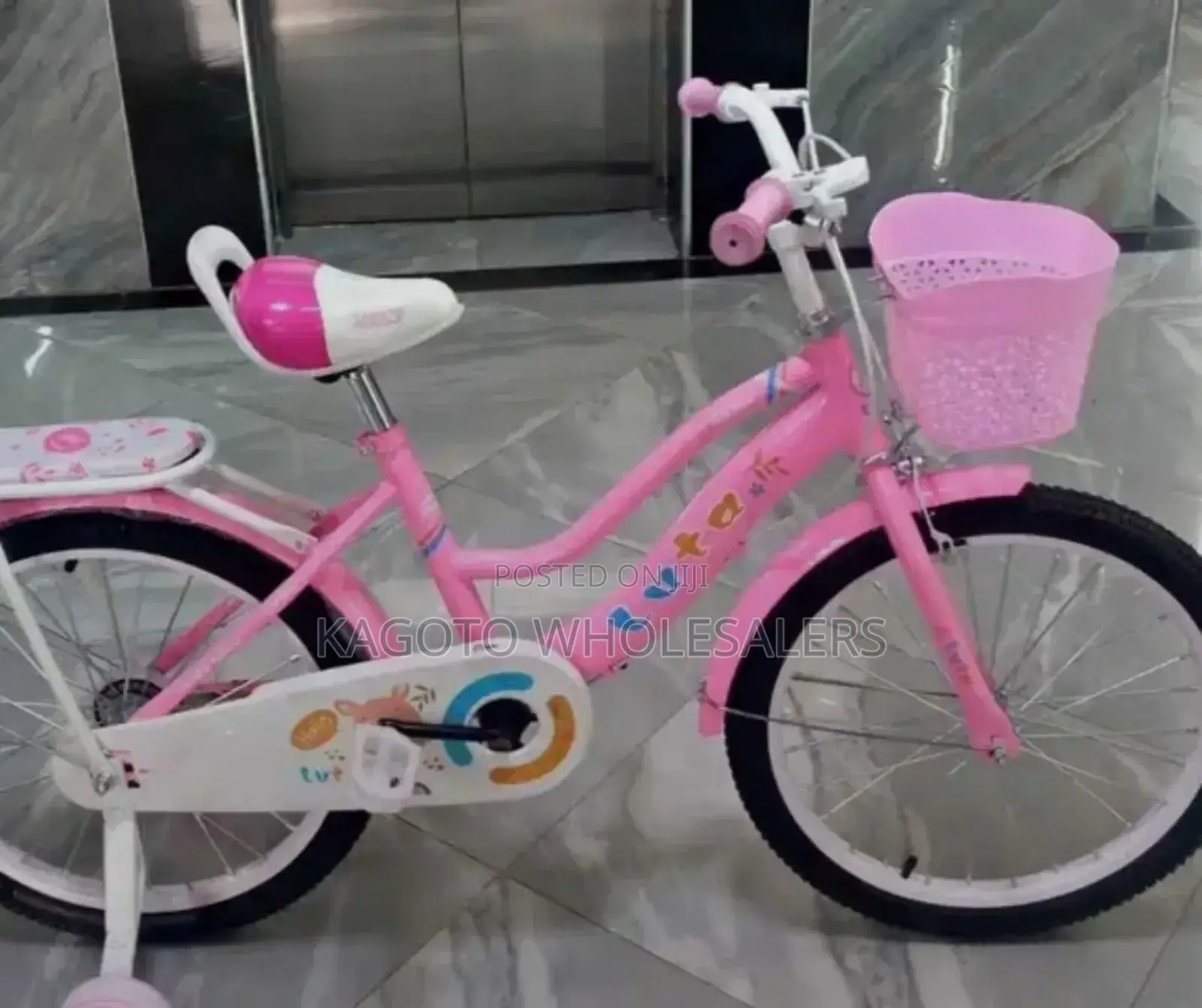 Pink Kids Bike Size 20/ Size 20