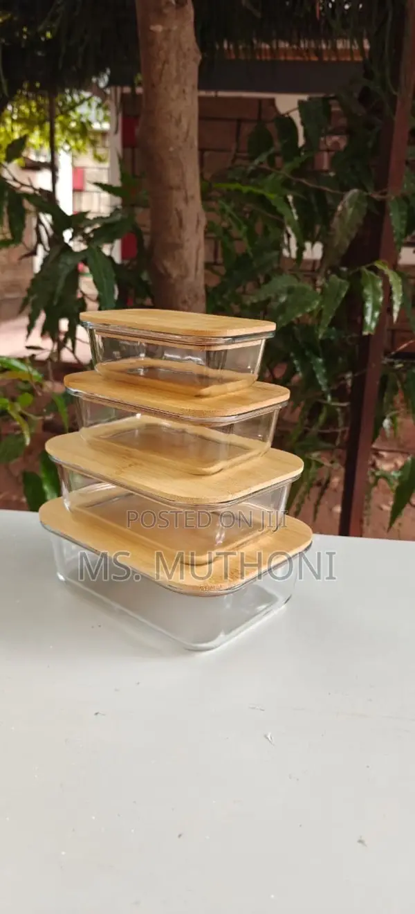 Set of 4 Rectangle Glass Containers With Bamboo Lids.