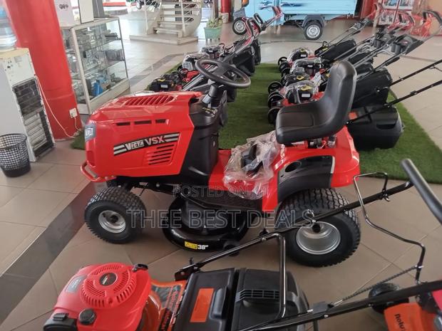 Ride on Lawn Mower - thumbnail 2