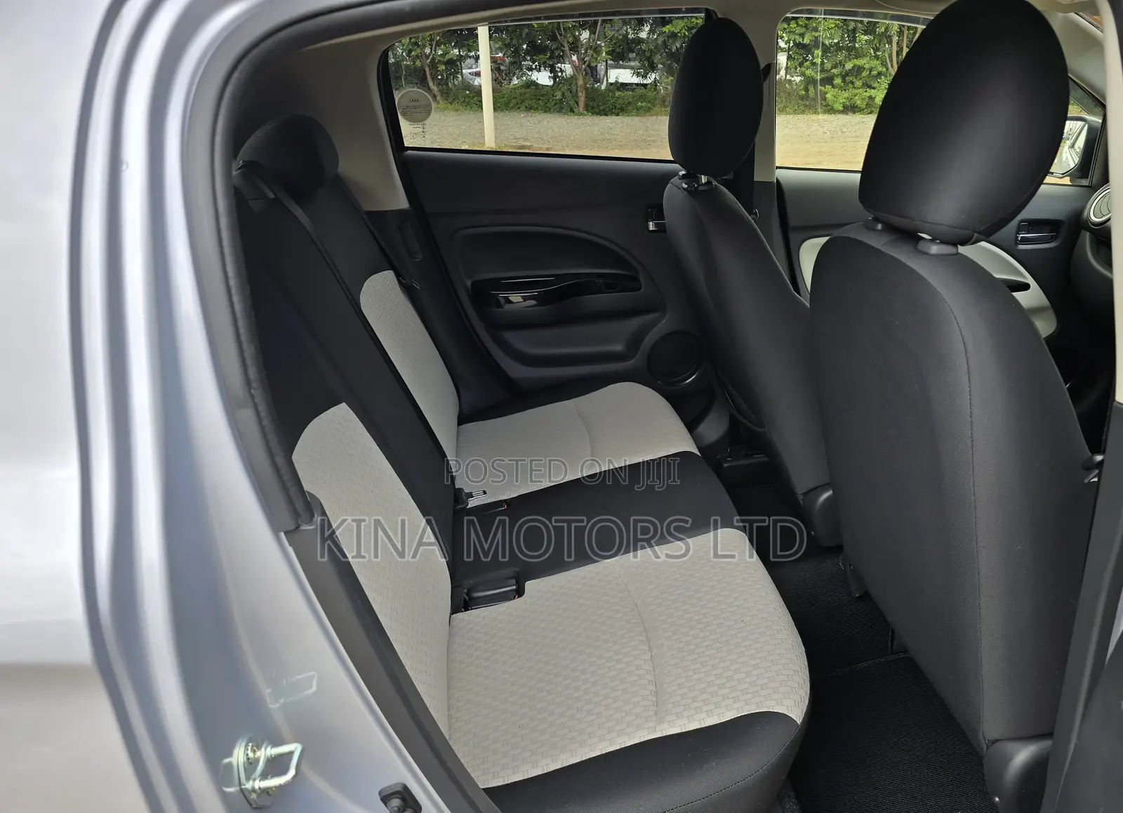 Mitsubishi Mirage 2019 Silver