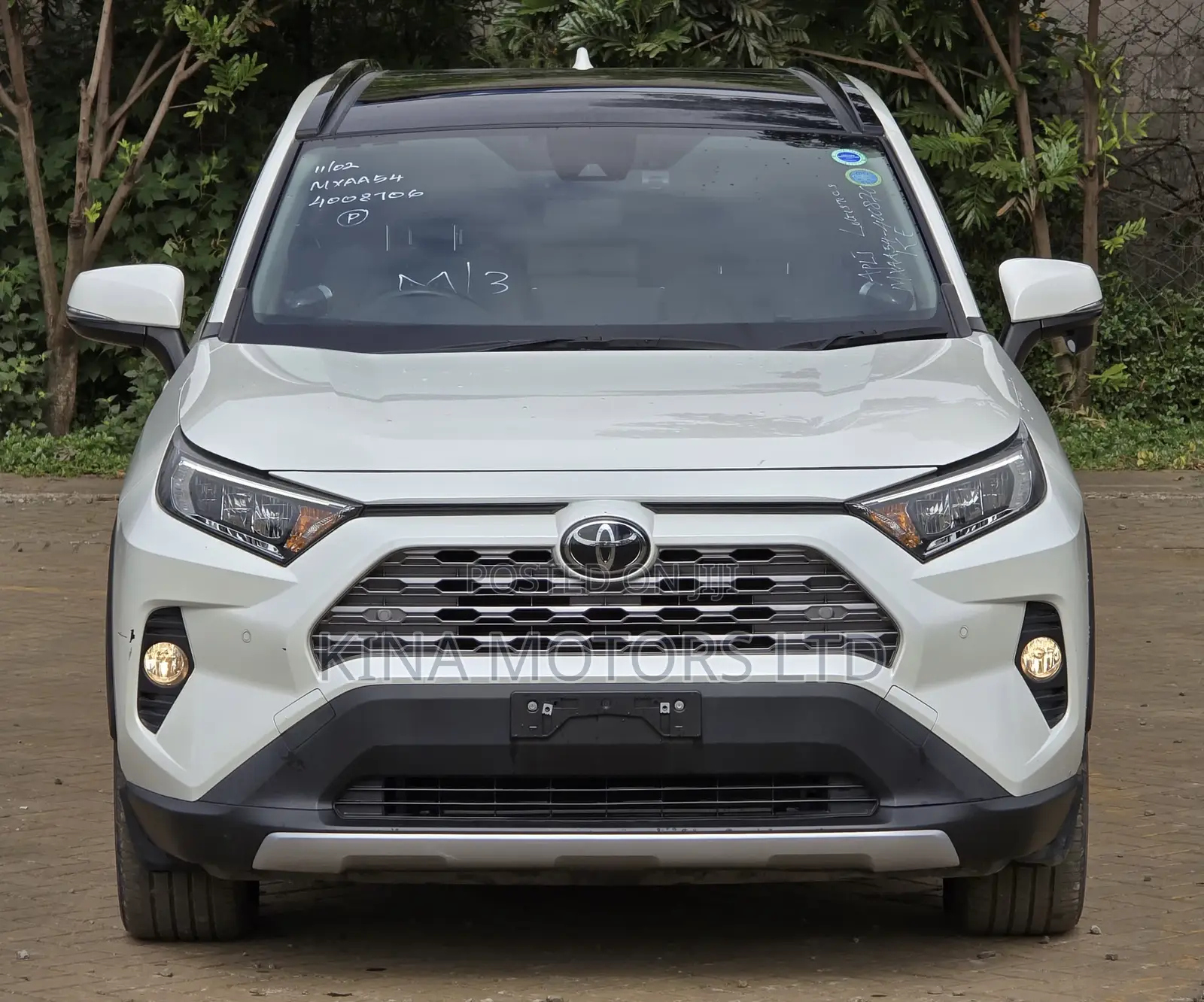 Toyota RAV4 2019 White