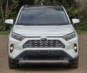 Toyota RAV4 2019 White