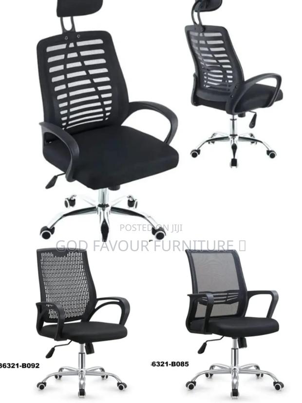 Modern Headrest Office Chair With Armrests Ha8k