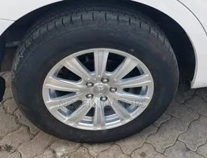 Toyota Premio 2018 Pearl