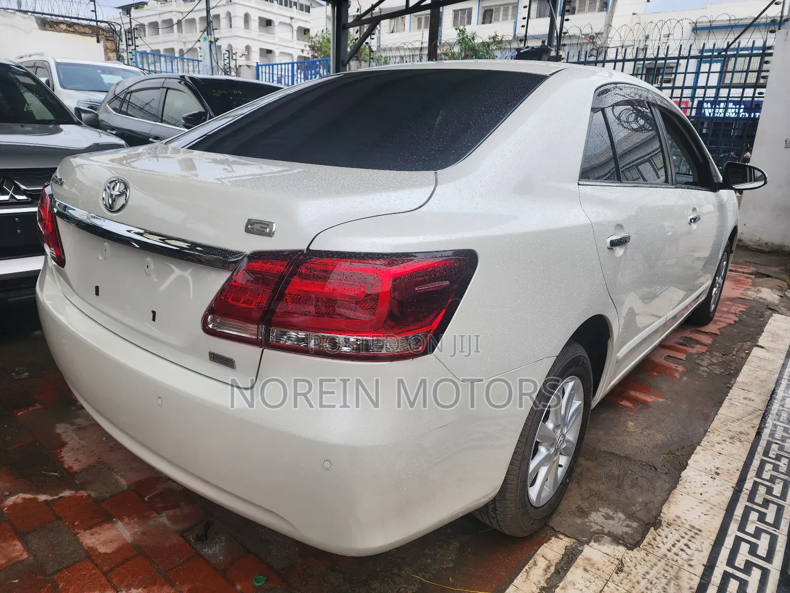 Toyota Premio 2018 Pearl