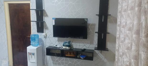 Airbnb Corner Place - thumbnail 4