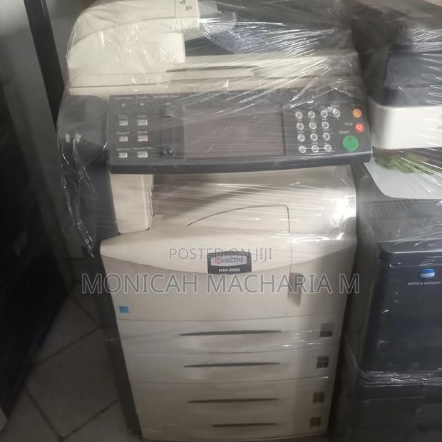 Km 4050 Digital Photocopies Machine - thumbnail 3