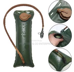 Water Bladder Hydration Backpack 2 Liters Large Capacity - thumbnail 2