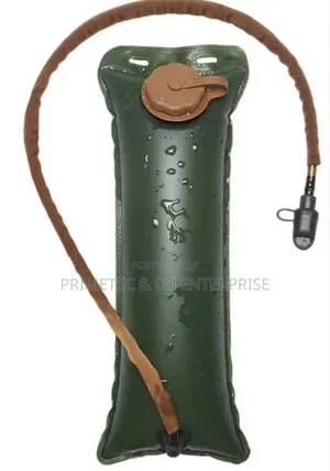 Water Bladder Hydration Backpack 2 Liters Large Capacity
