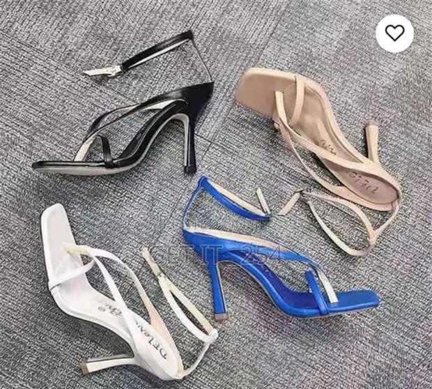 Ladies Heels 
Sizes 37-41
Black , White  And Nude