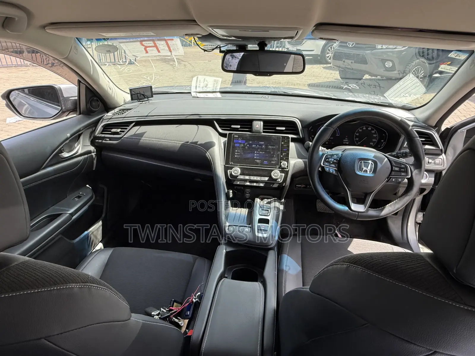 Honda Insight LX 2019 Silver