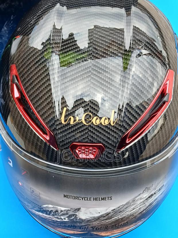 Full Face Dual Visor Motorcycle Helmet - thumbnail 9