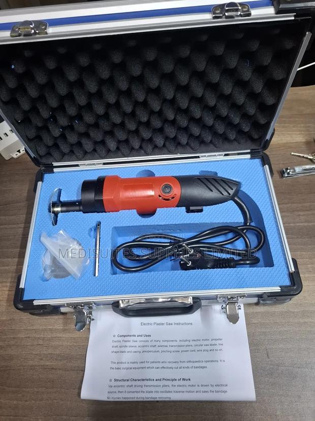 Oscillating Machine/Plaster Cutter. - main view