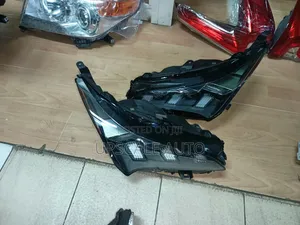 Lexus Nx 300 Headlights Xenon 3(Focus)