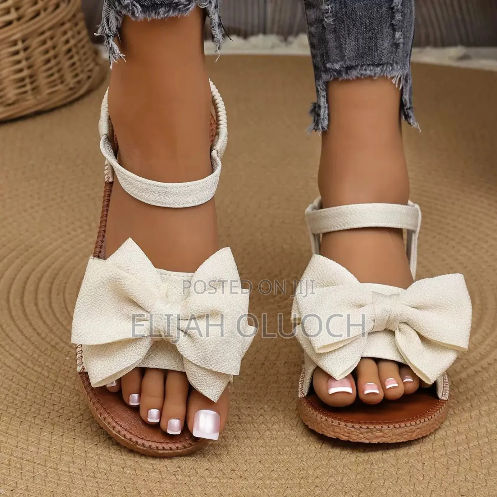 Cute Bowtie Sandles Fully