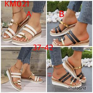 Cute Ladies Wedge Sandals - thumbnail 2