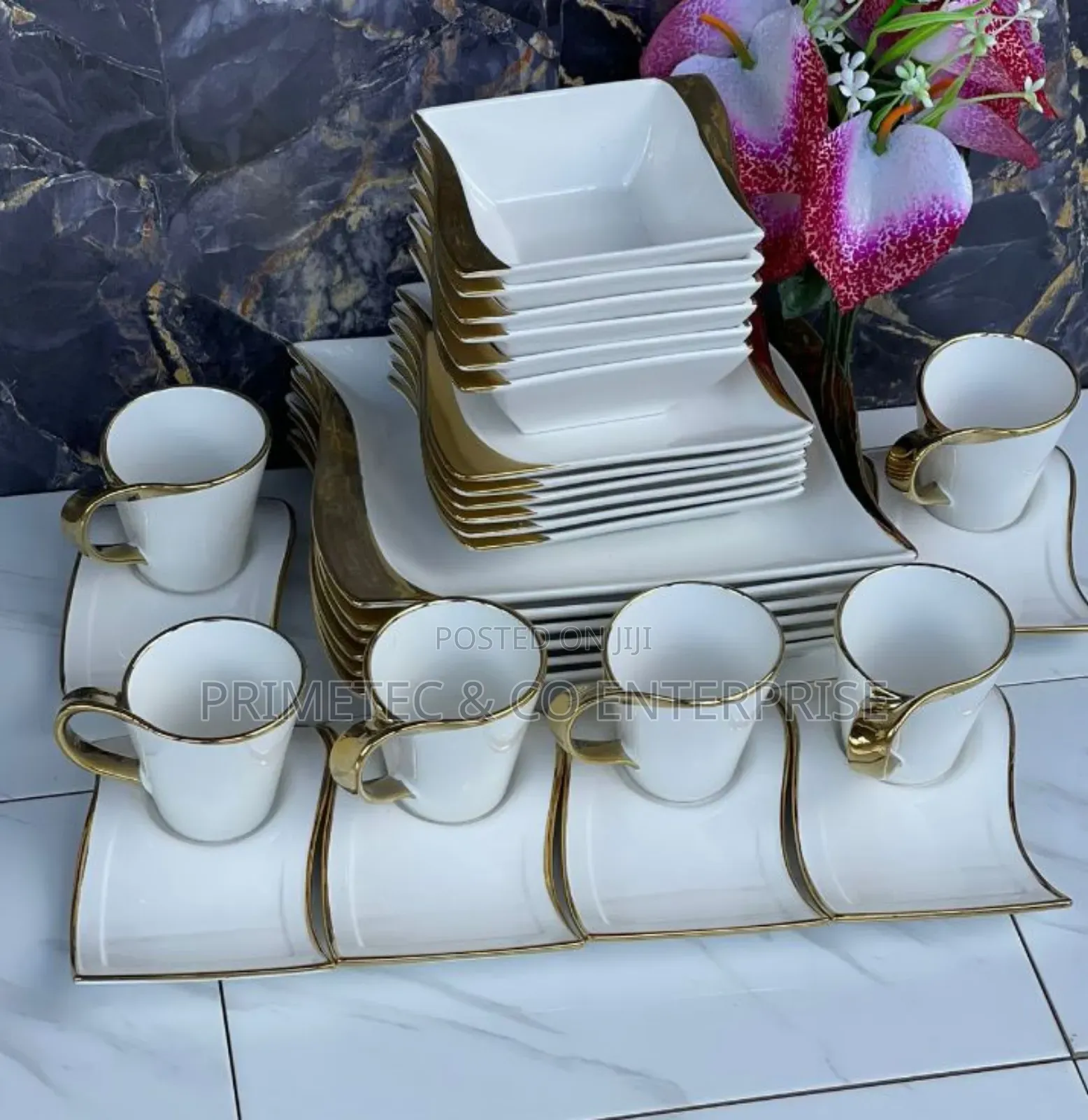 Gold Unique Dinner Set