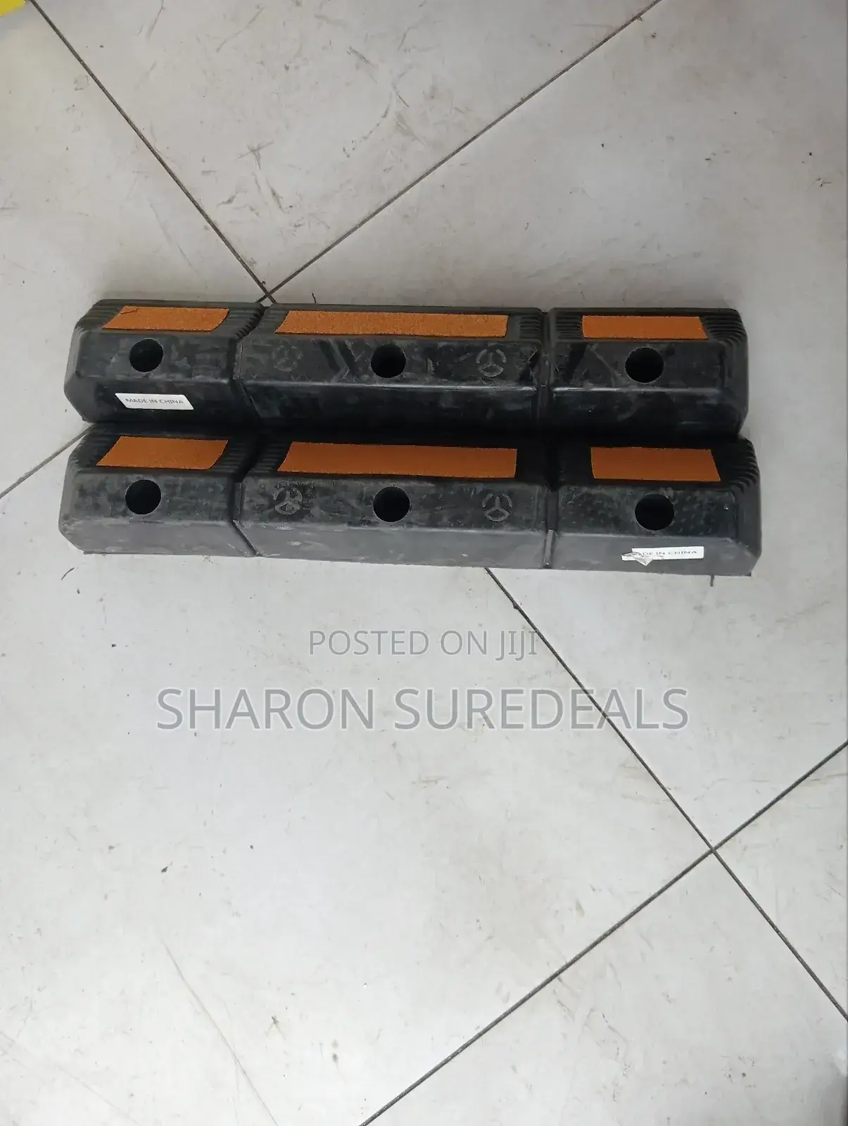 Quality Rubber Car Wheel Stopper