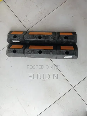 Quality Rubber Car Wheel Stopper
