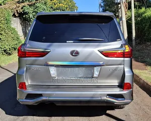 Lexus LX 570 AWD 2017 Gray