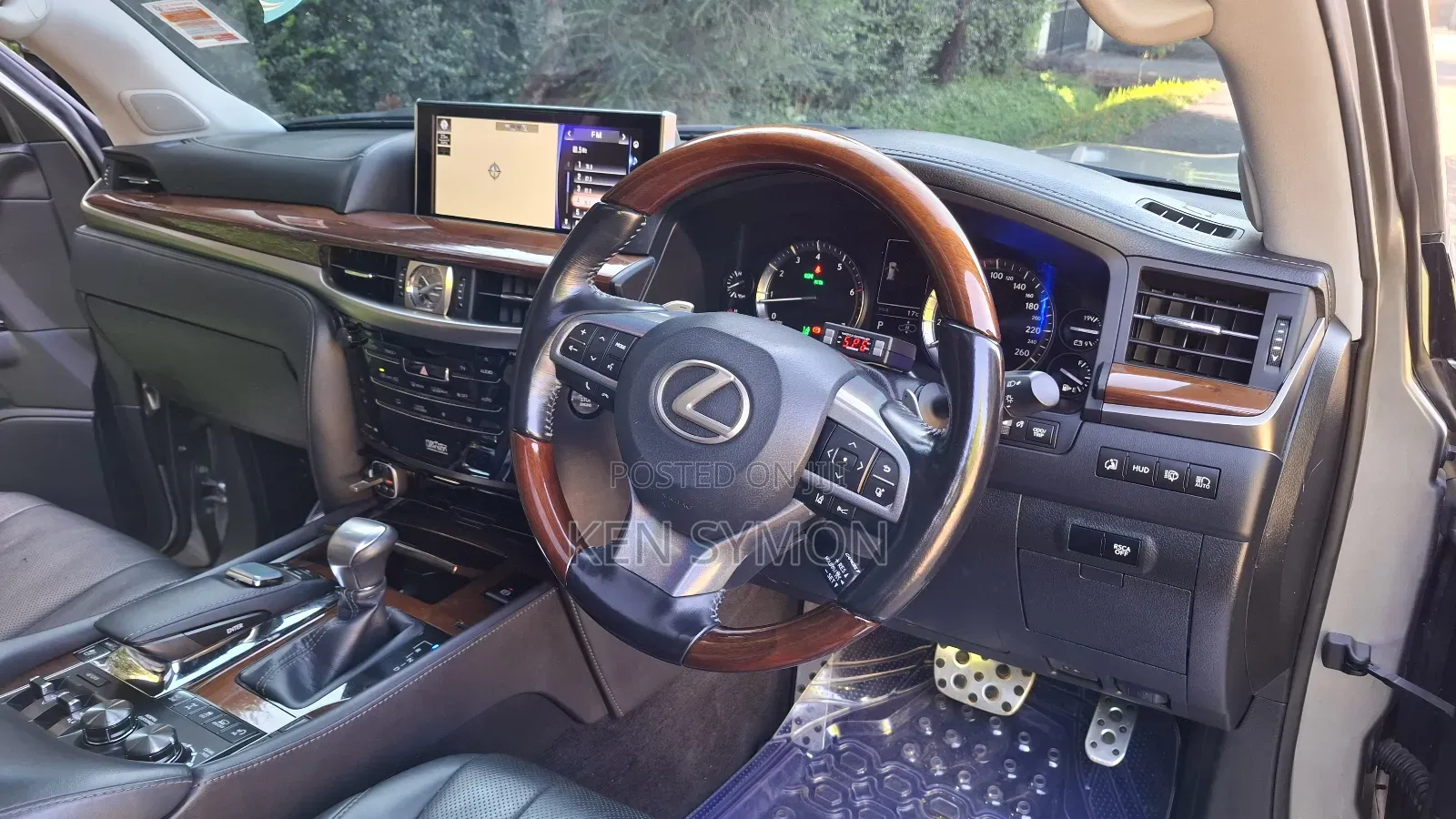 Lexus LX 570 AWD 2017 Gray