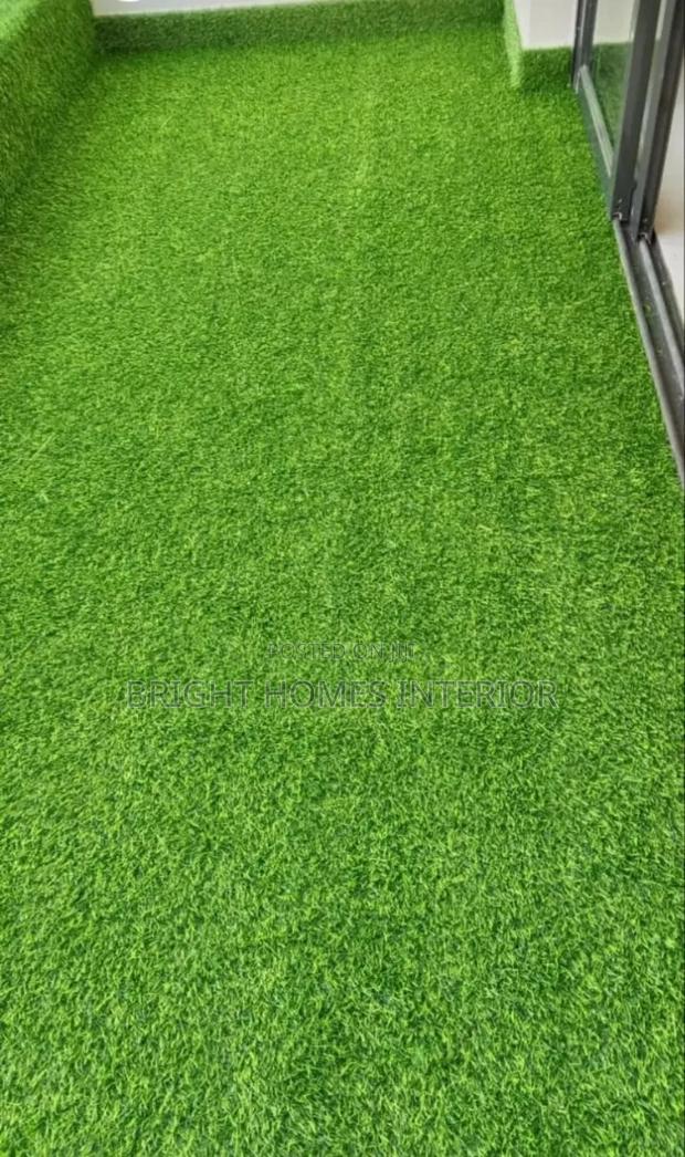 10mm Grass Carpets for Outdoor Space - main view