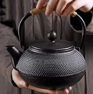 900ml Cast Iron Set Teapot