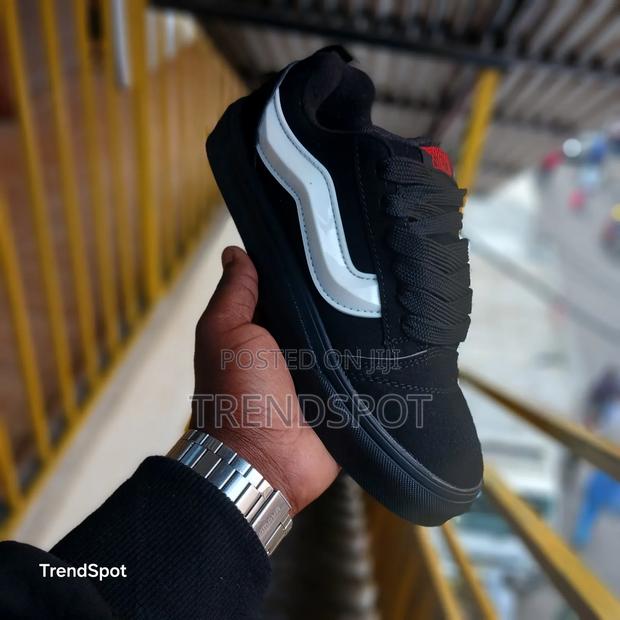 New Skool Vans Black Tick White - main view