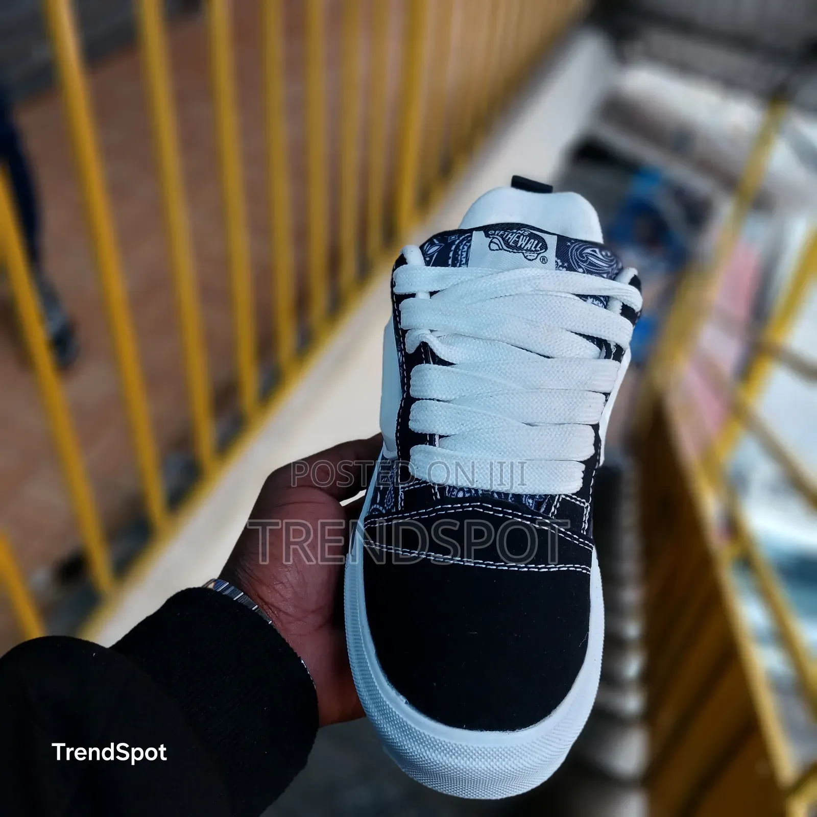 New Skool Vans Black White