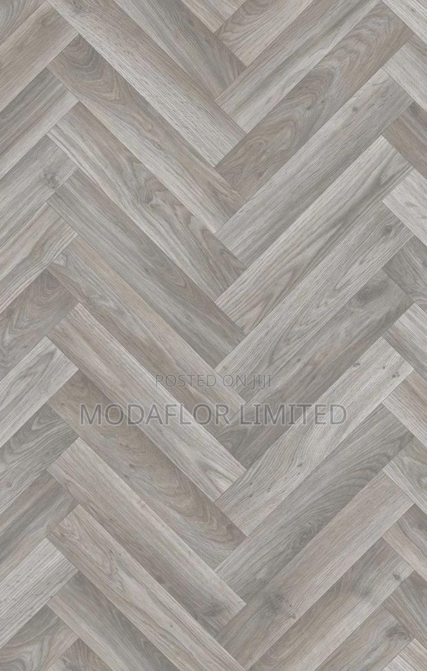 Premium Vinyl Flooring – Durable 0.5mm Wear Layer - main view