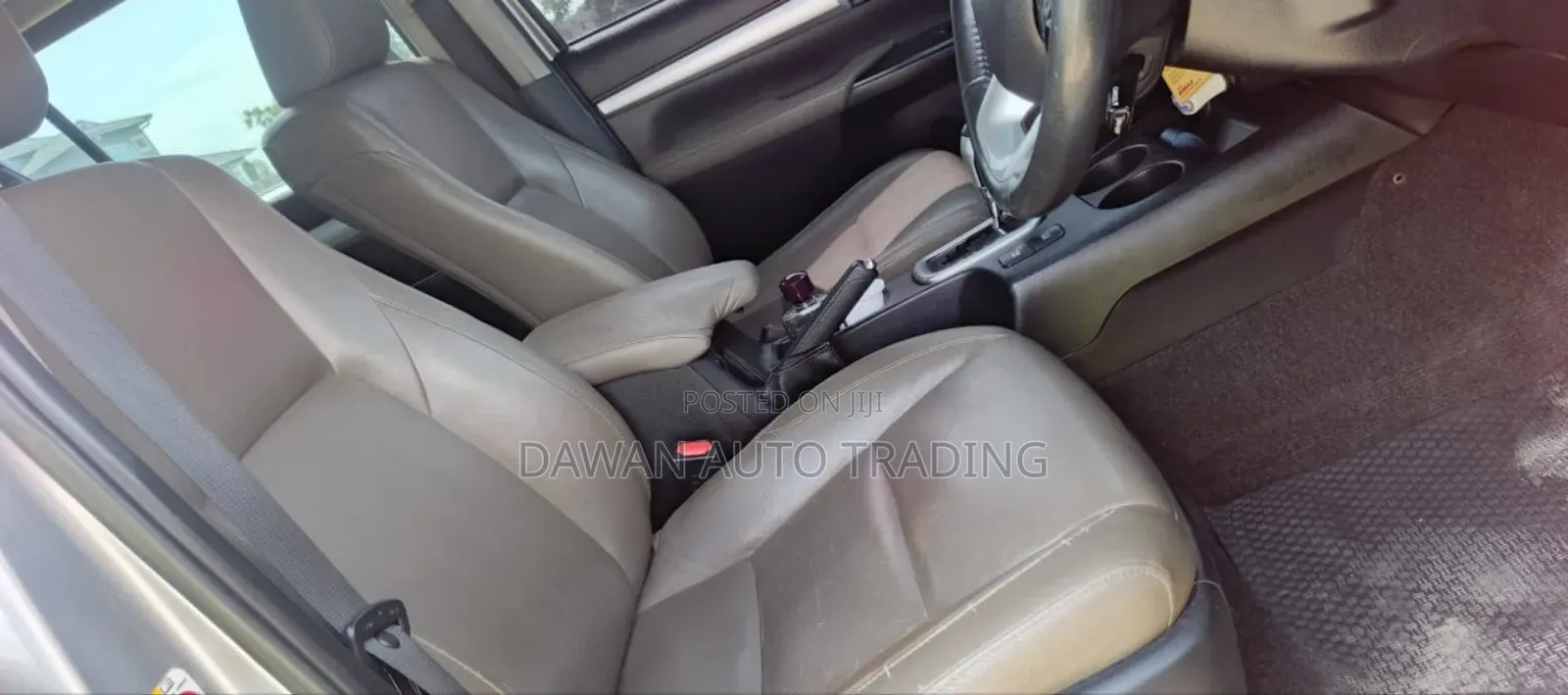 Toyota Hilux 2016 Silver