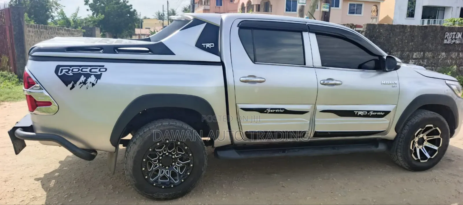 Toyota Hilux 2016 Silver