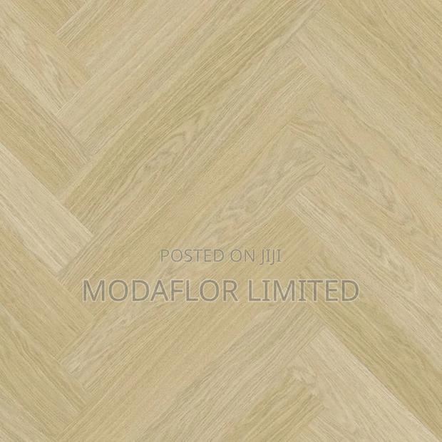 Luxury Vinyl Flooring – Waterproof Stylish