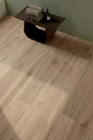 LVT Flooring – Add Warmth, Class Comfort!