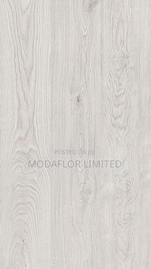 LVT Flooring – Upgrade Your Floor in Style! - thumbnail 2