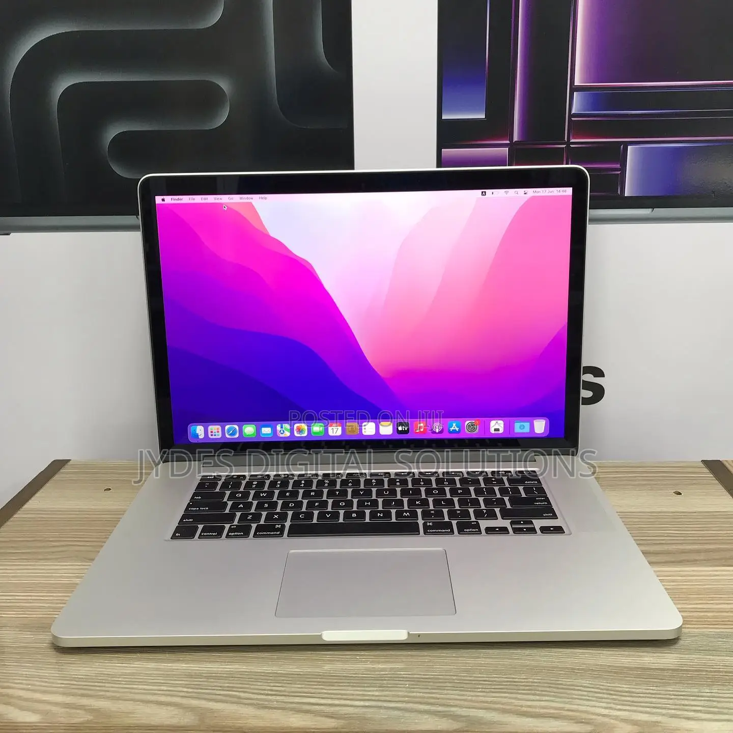 Laptop Apple MacBook Pro 2015 16GB Intel Core I7 SSD 512GB