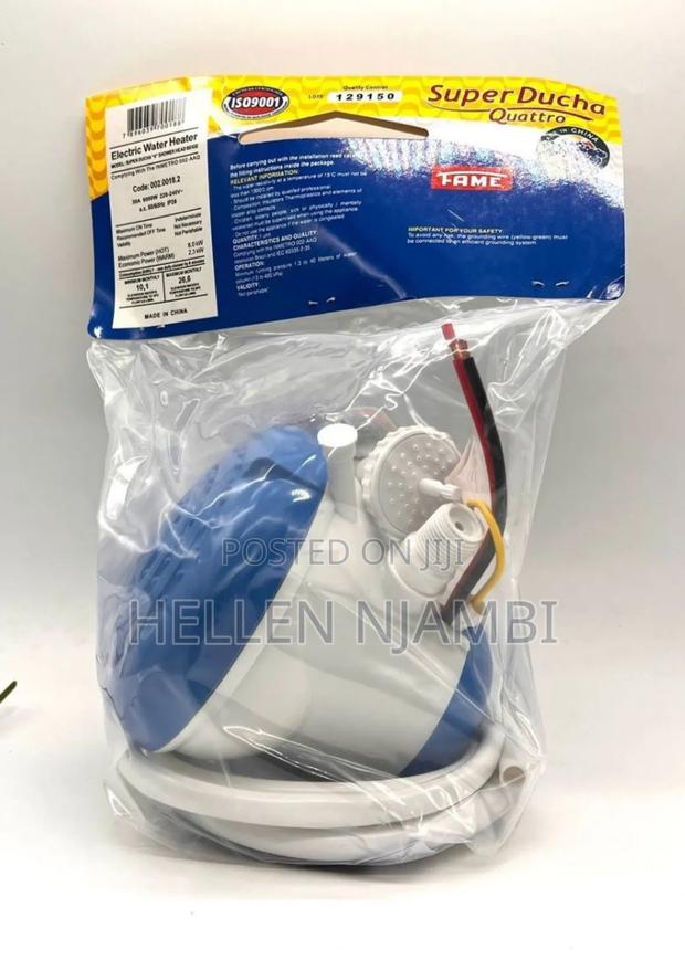 Fame Shower Head - main view