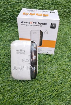 Wireless -N Wifi Repeater With Integrated Antennas - thumbnail 2