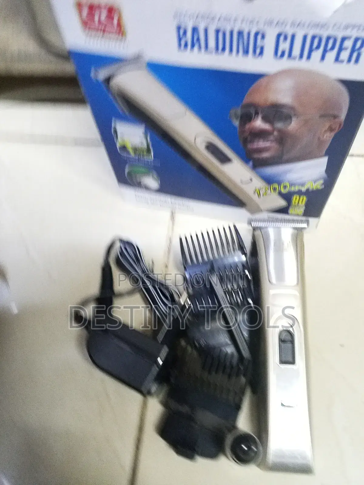 Kiki Balding Clipper