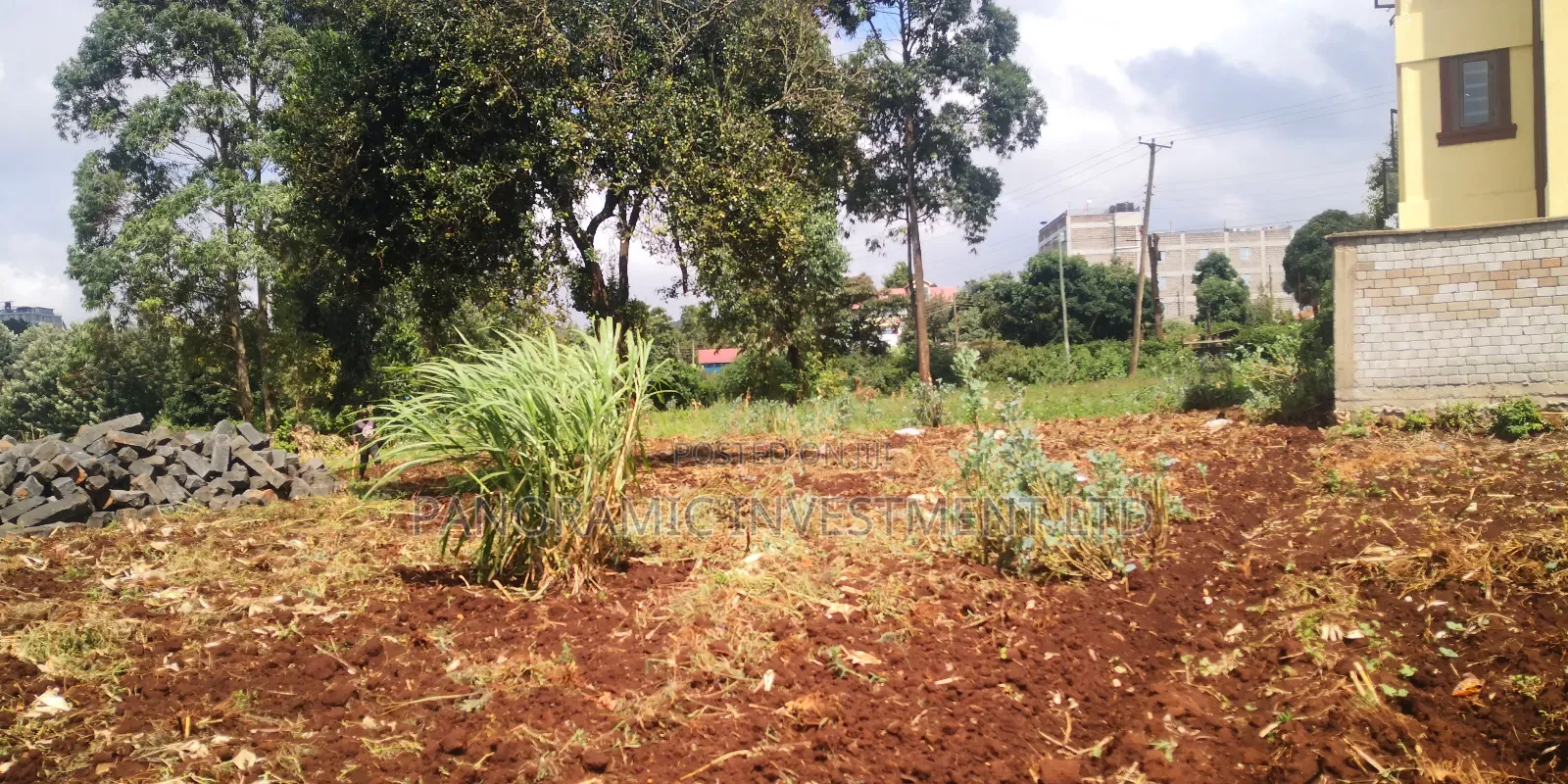 50by100 Plot for Sale in Gitaru