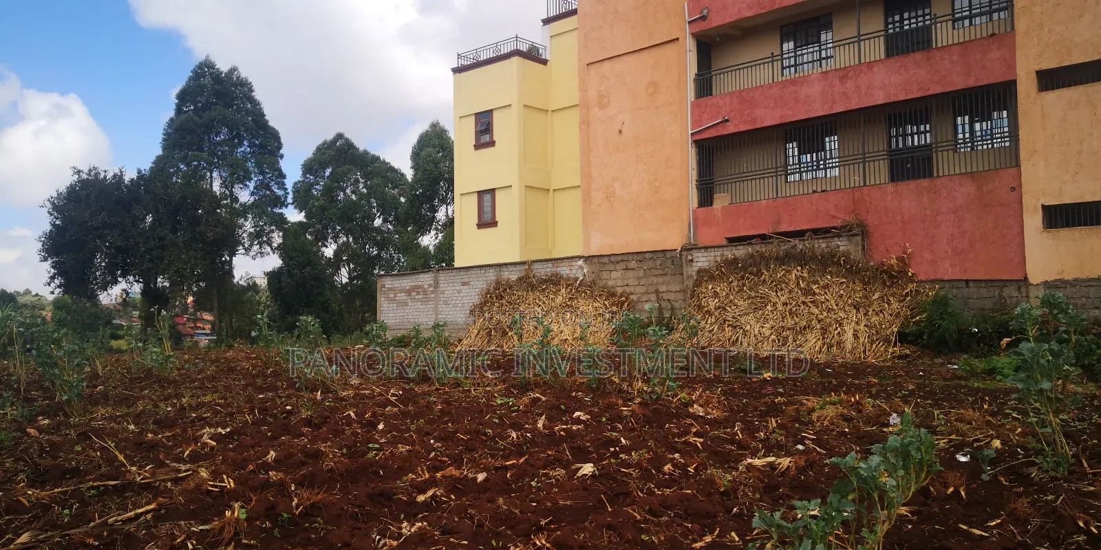 50by100 Plot for Sale in Gitaru
