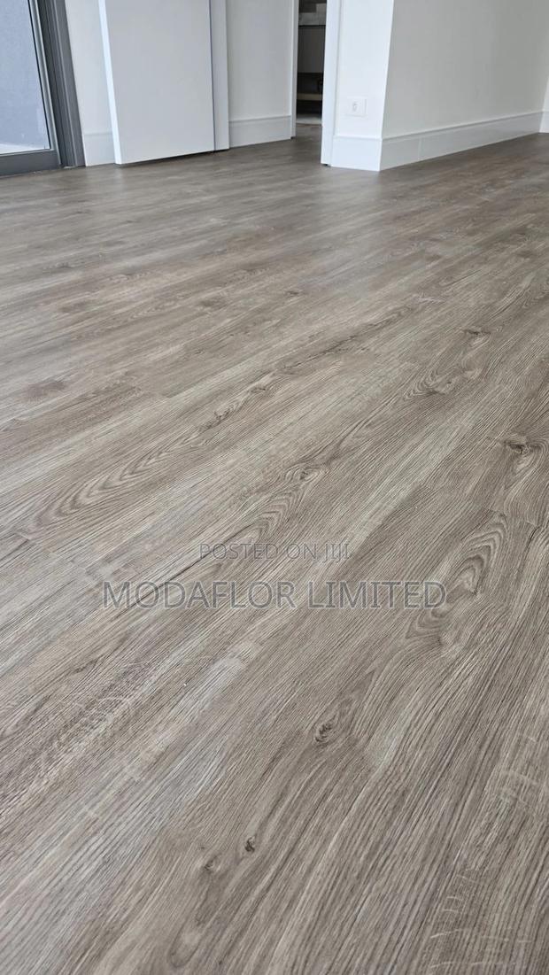 LVT Flooring – Timeless Look With a Modern Twist! - main view