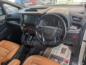 Toyota Alphard 2.5 Petrol FWD 2018 White