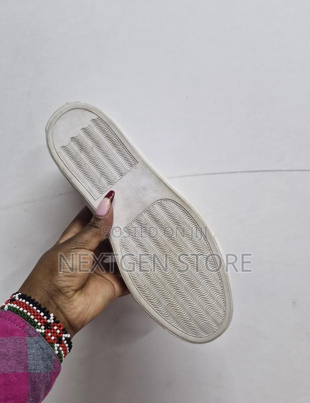 Common Project Smart Casual - thumbnail 2