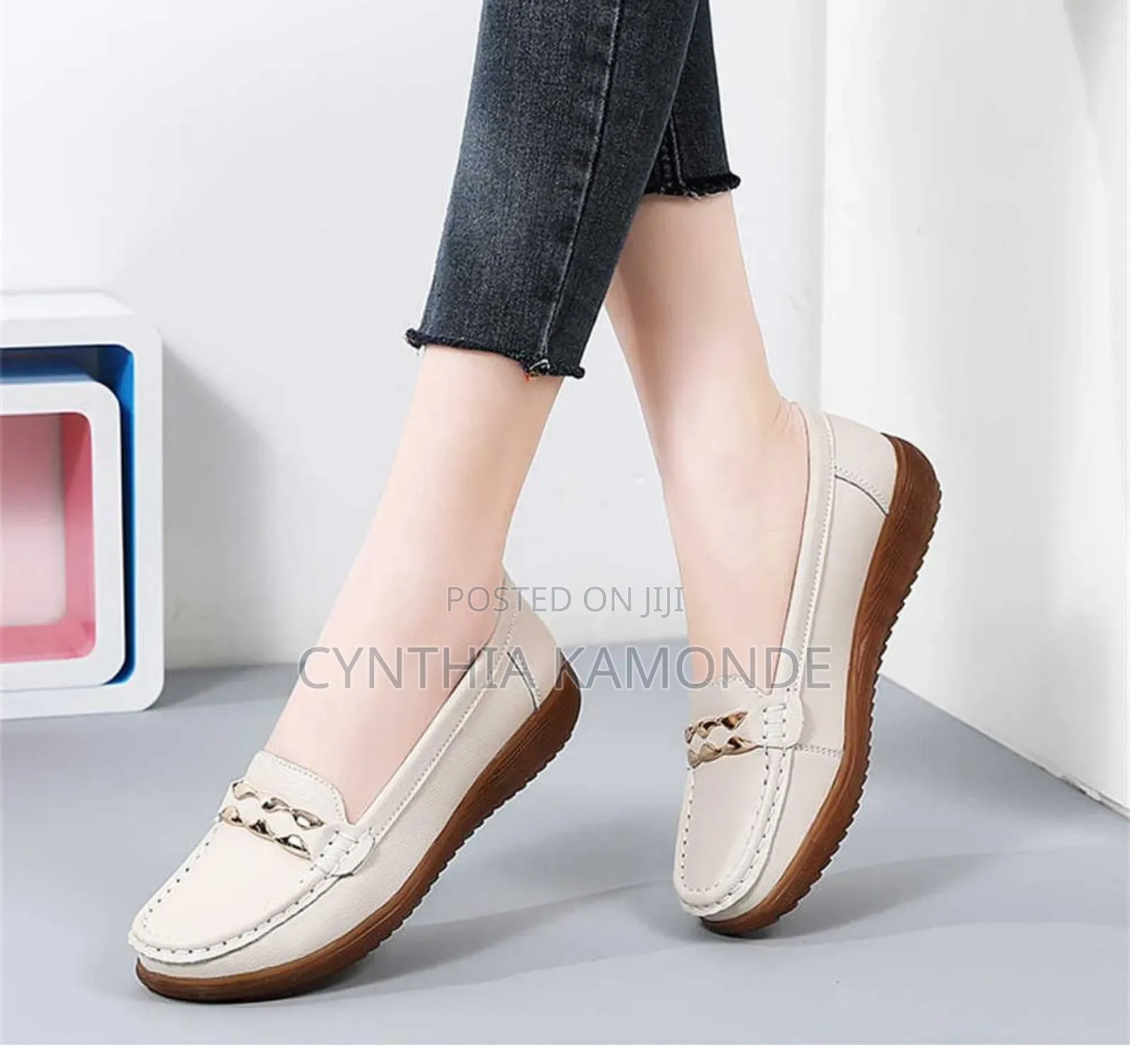 Ladies Leather Sandals