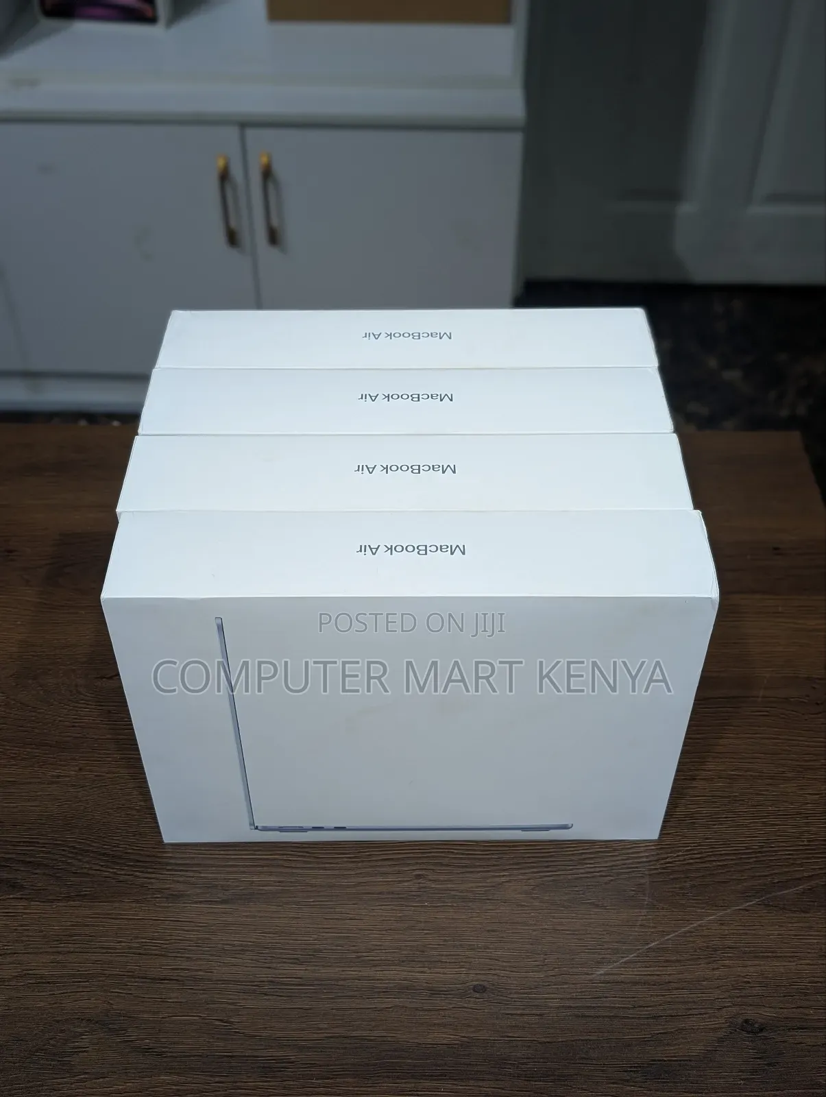 New Laptop Apple MacBook Air 2025 M4 16GB Apple M4 SSD 256GB