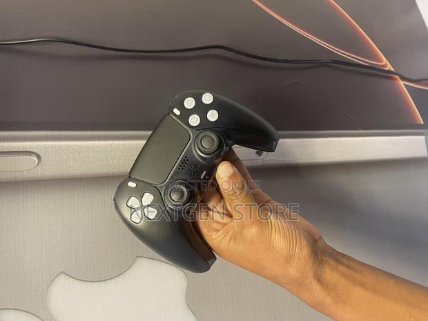 Ps5 Controller - thumbnail 2