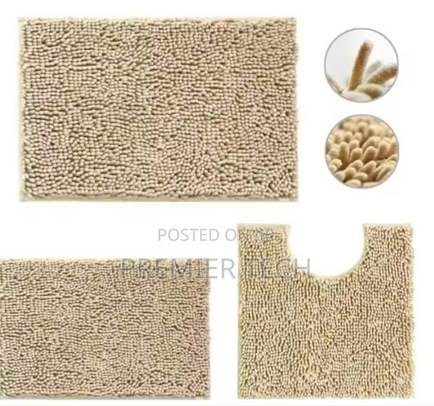 3 in 1 Fluffy Toilet Mats - thumbnail 3