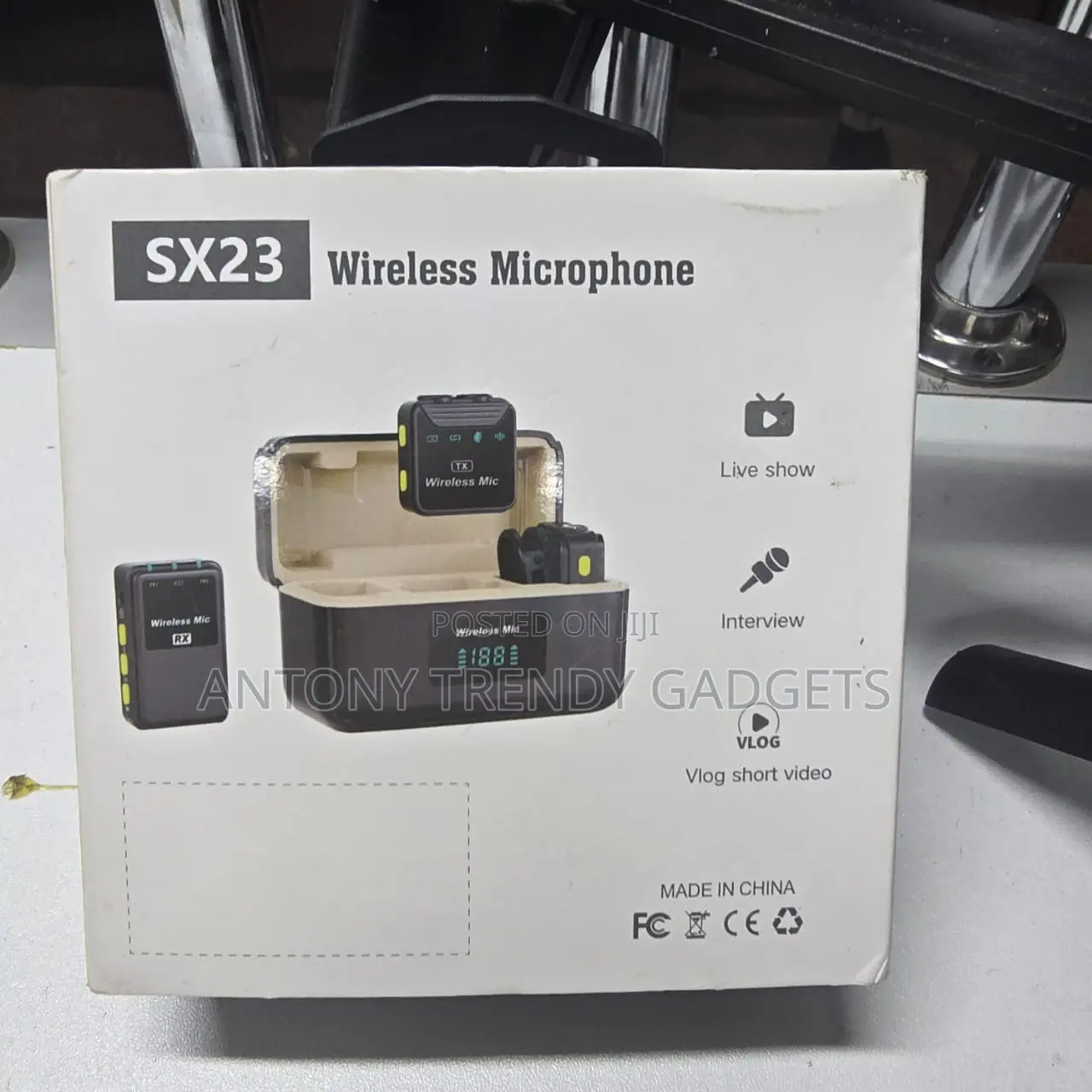 Sx23 Microphone Kit Clip-on Wireless Mic for Content Creator