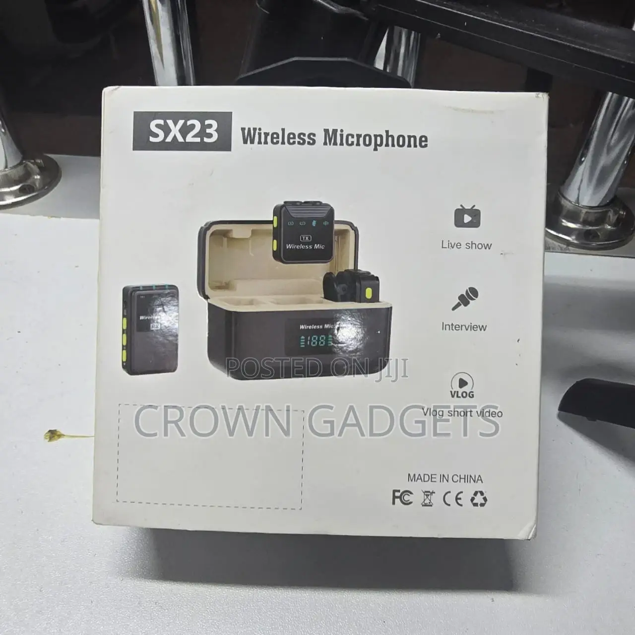 Sx23 Dual Wireless Mic Clip-on Lavalier With Charging Case